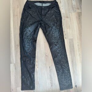 Poetic justice women’s Madison skinny 29r